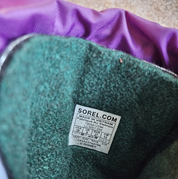 Sorel disney frozen anna boots 10 - Picture 3 of 7
